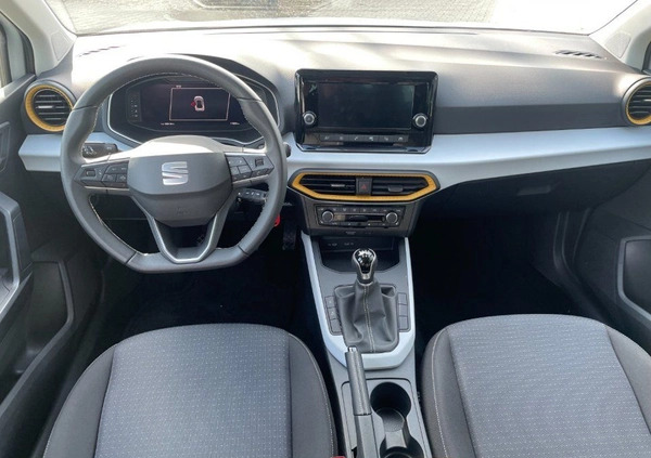 Seat Arona cena 99900 przebieg: 11500, rok produkcji 2023 z Warszawa małe 37